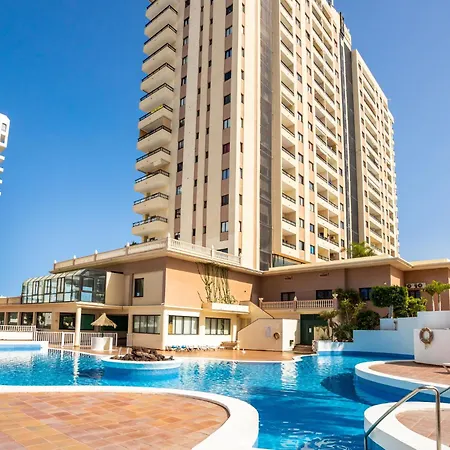 Club Paraiso Near Hard Rock By Interhome 아데제