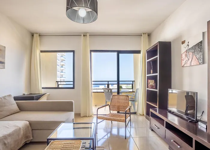아파트 Club Paraiso Near Hard Rock By Interhome *